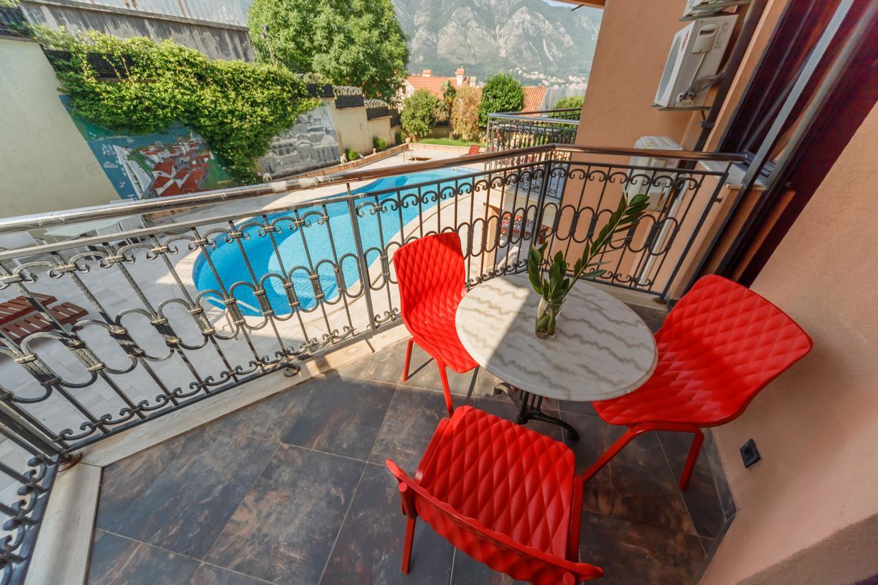 Apartments Coral Kotor Dış mekan fotoğraf